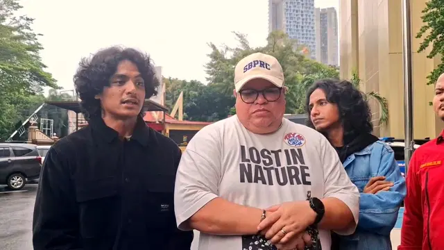 Vadel Badjideh Protes ke Band Radja, Kesal Wajahnya Ditutup Gambar Monyet di Video Klip Terbaru